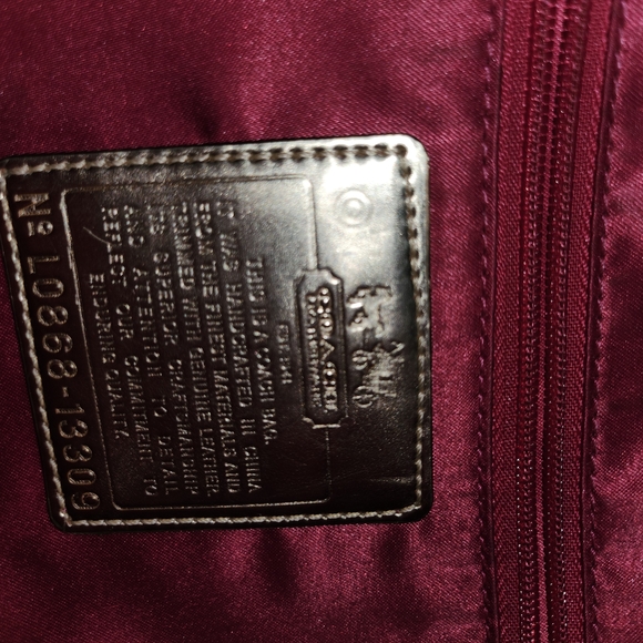 Coach Cream and Gold Women's Bag - Picture 3 of 3